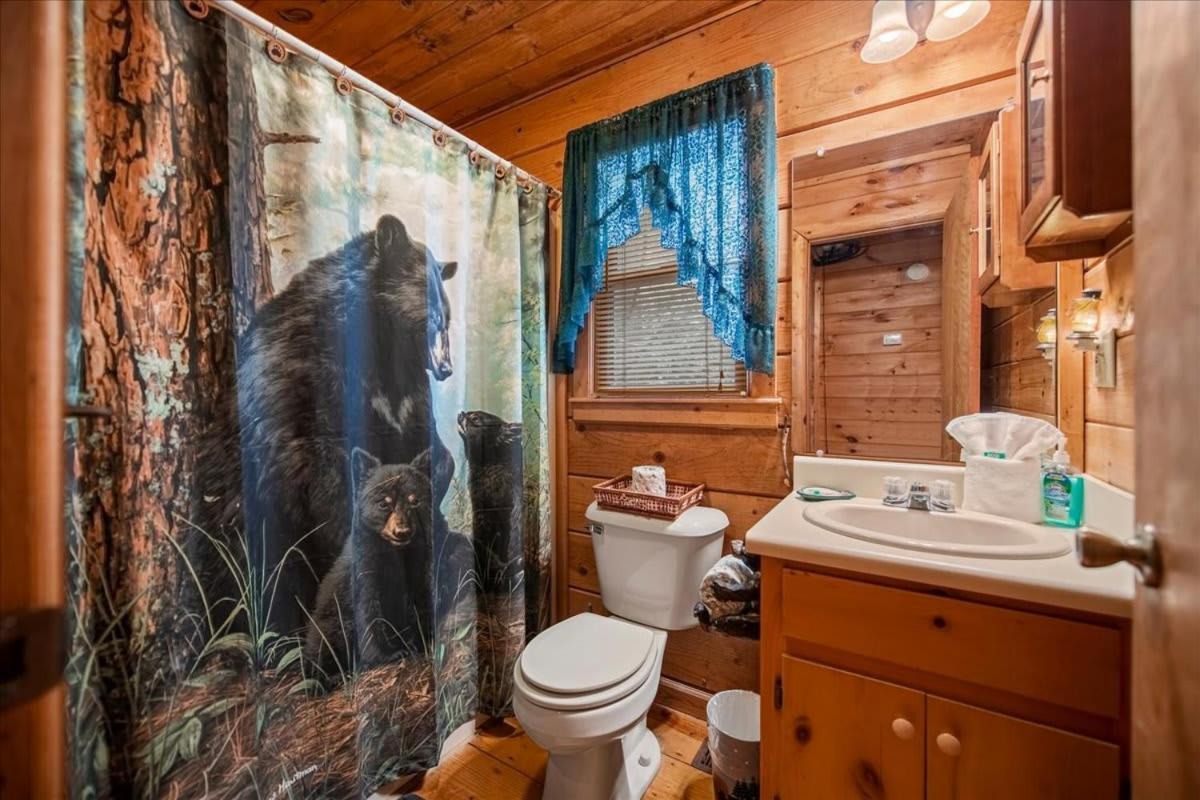 Vila Cozy Cabin Beside Briar Creek, Fire Pit, Wifi Ellijay Exteriér fotografie