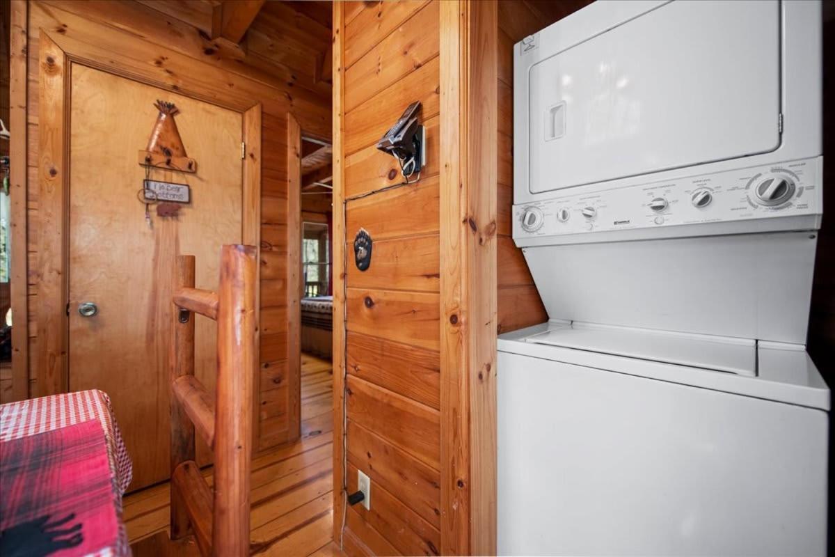 Vila Cozy Cabin Beside Briar Creek, Fire Pit, Wifi Ellijay Exteriér fotografie